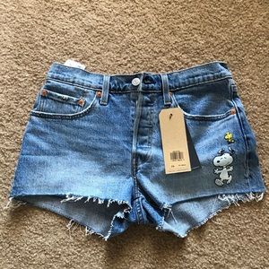 snoopy levis shorts